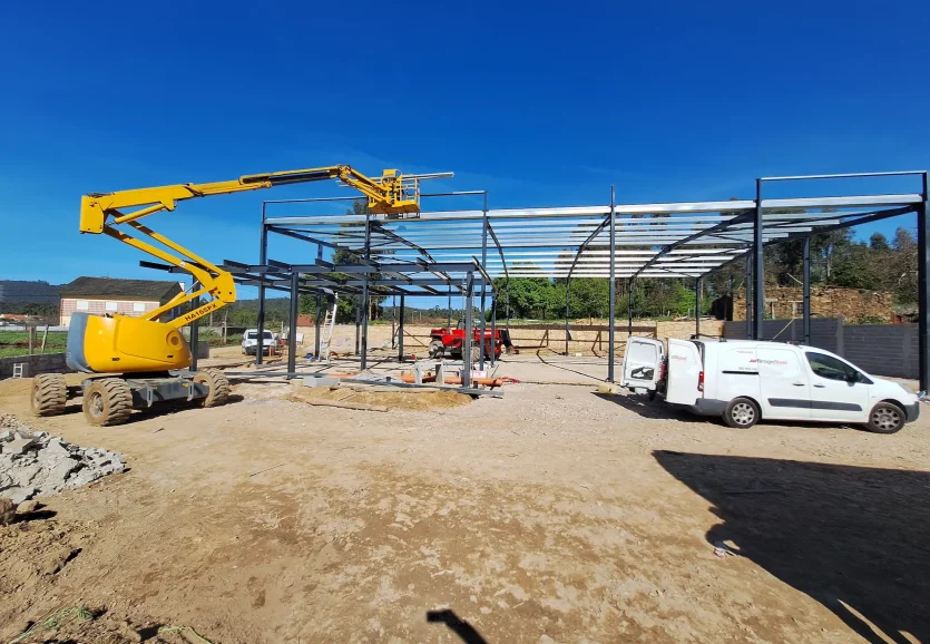 Construção de Pavilhão - Braga Steel