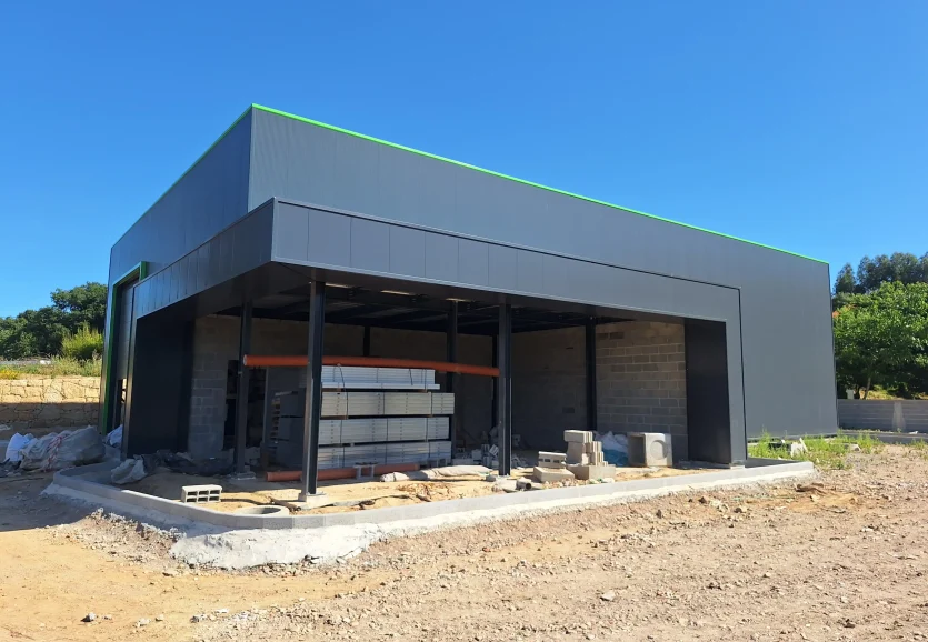 Construção de Pavilhão - Braga Steel